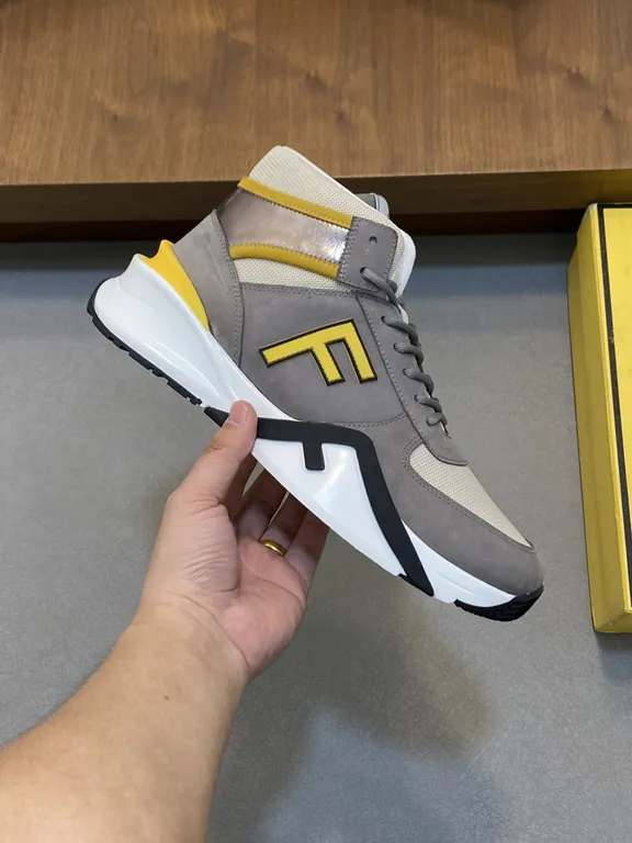 Fendi Shoe 